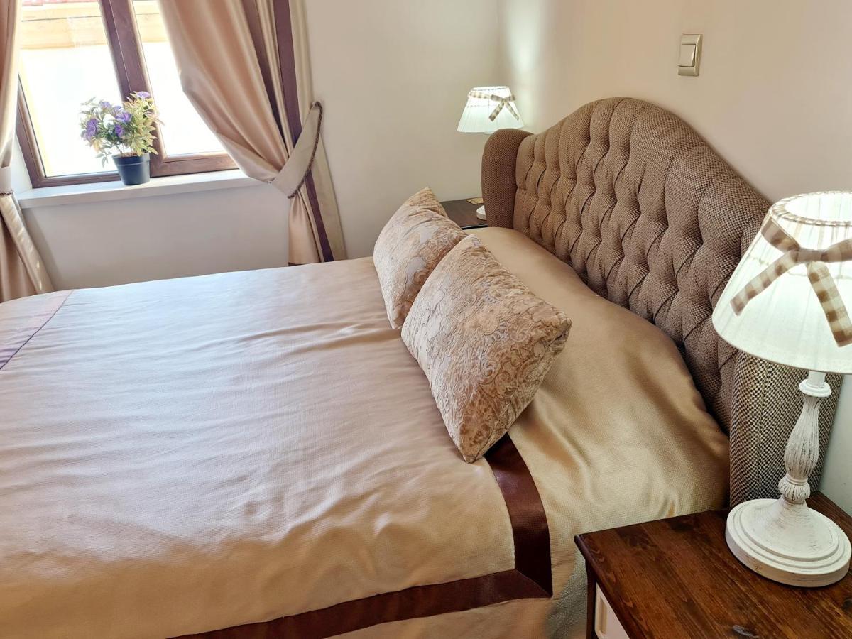 Sofia Boutique Hotel Кіренія Екстер'єр фото