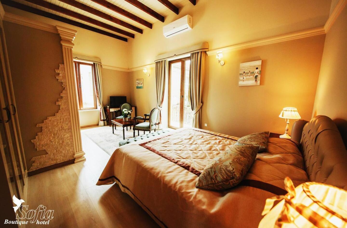 Sofia Boutique Hotel Кіренія Екстер'єр фото